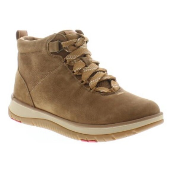 UGG Lakesider Ankle Sneaker- 	1121015/CLTHR - Picture 1 of 1